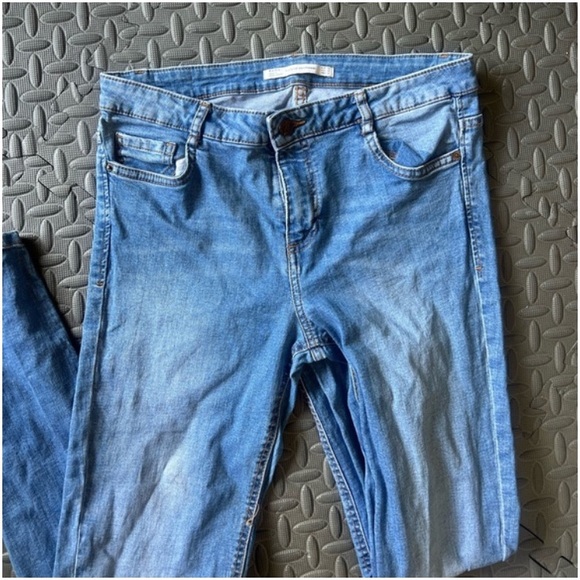 Zara Denim - Zara Skinny Jeans Sz 8
